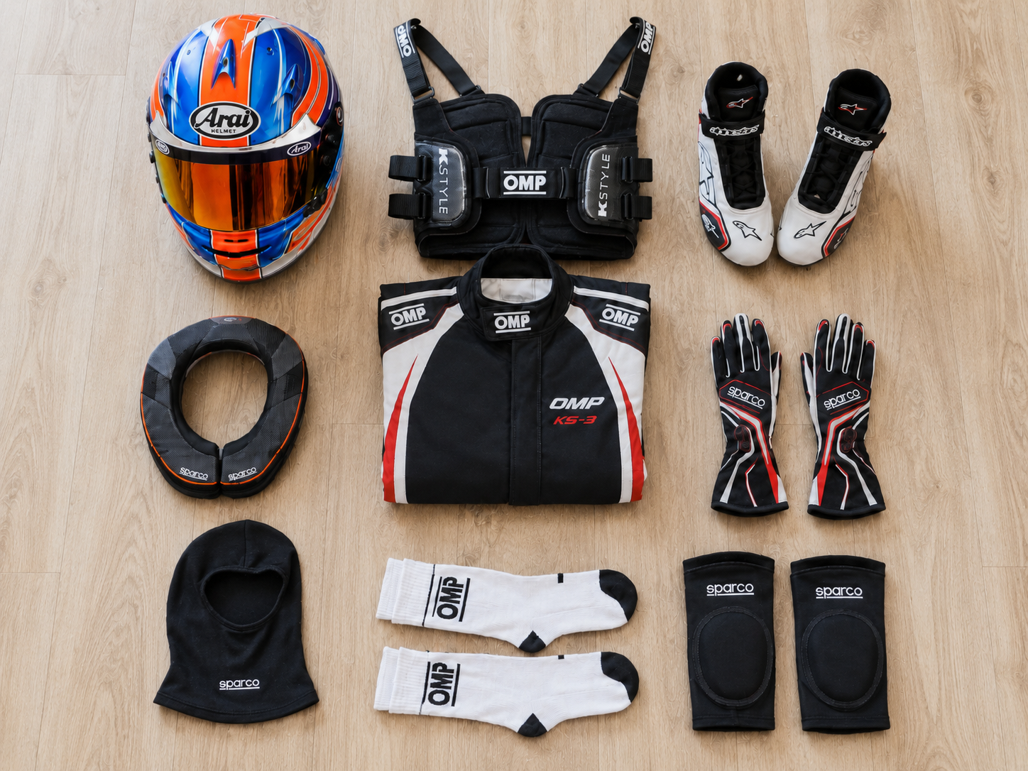 ApexHaus driver gear - helmet, suit, gloves
